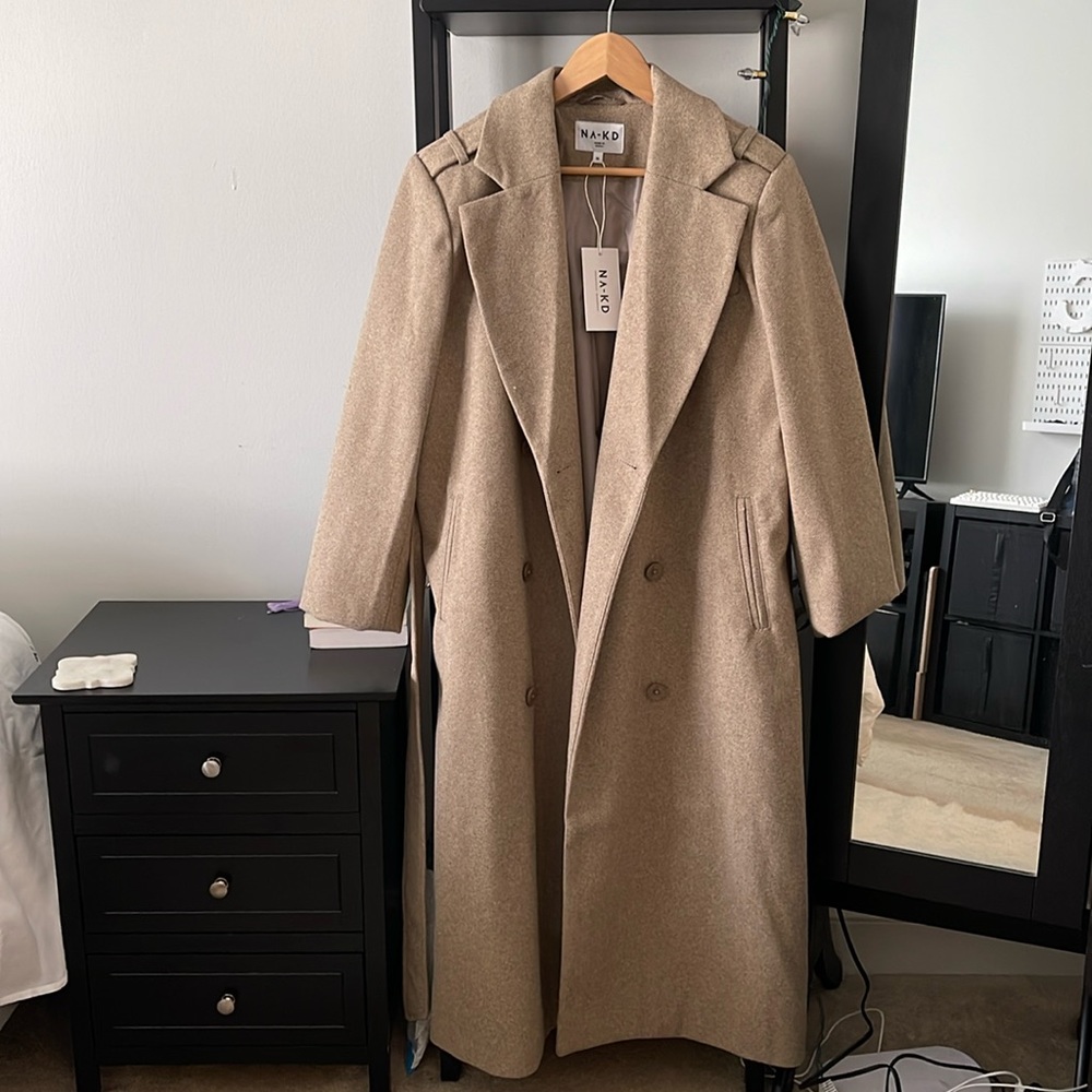 Herringbone trench